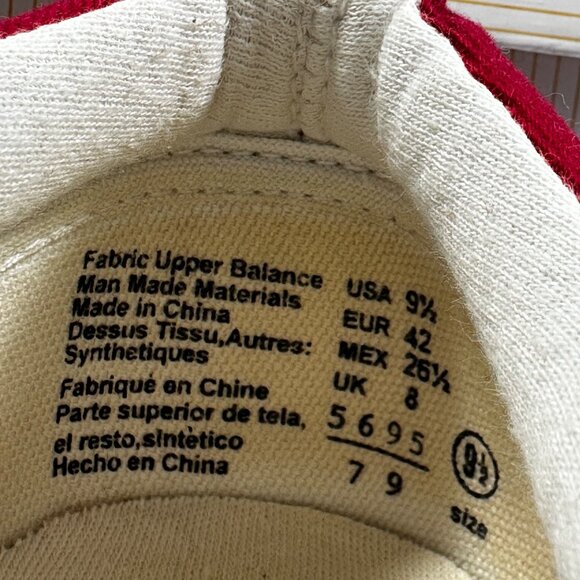 Retro Red Low-Top Canvas City Sneaks Rubber Sole Size 9.5 US Women’s - Picture 6 of 8